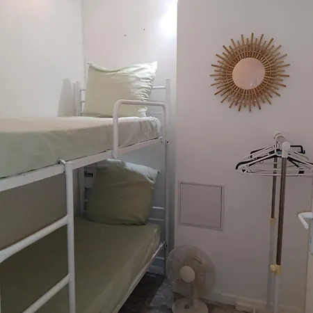 Juan Les Pins Tanit Le Gebal Climatise Vue Sur Piscine